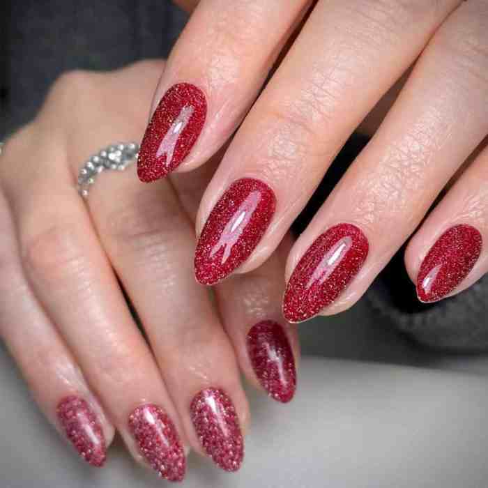 Gelish nail polish red glitter