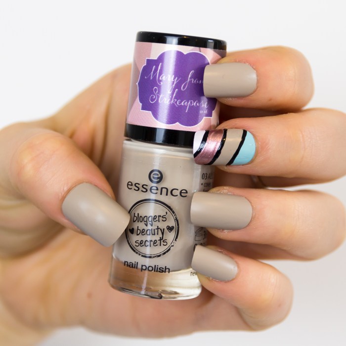 Beauty secrets nail polish thinner